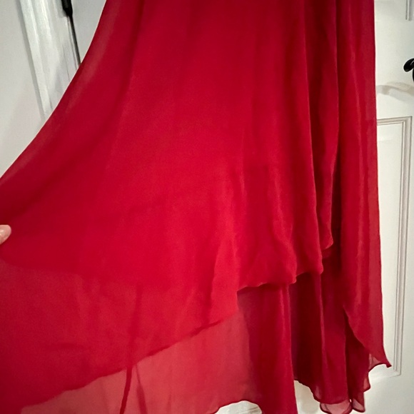 BNWT RED SLEEVELESS DRESS - Picture 3 of 6